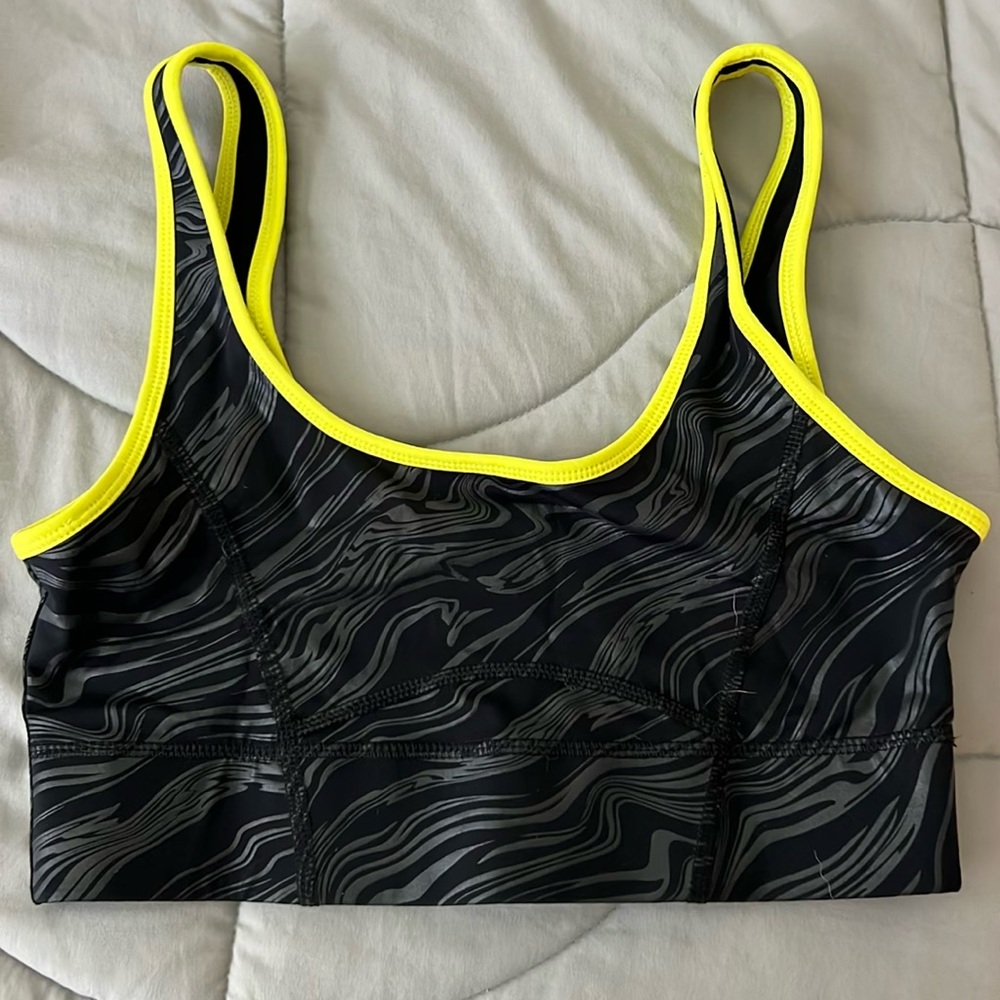 Fabletics Sportsbra